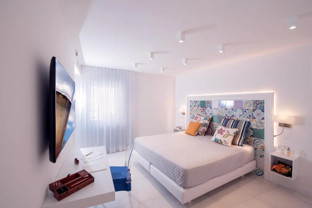 Amalfi Suite Boutique Hotel (Adults Only)