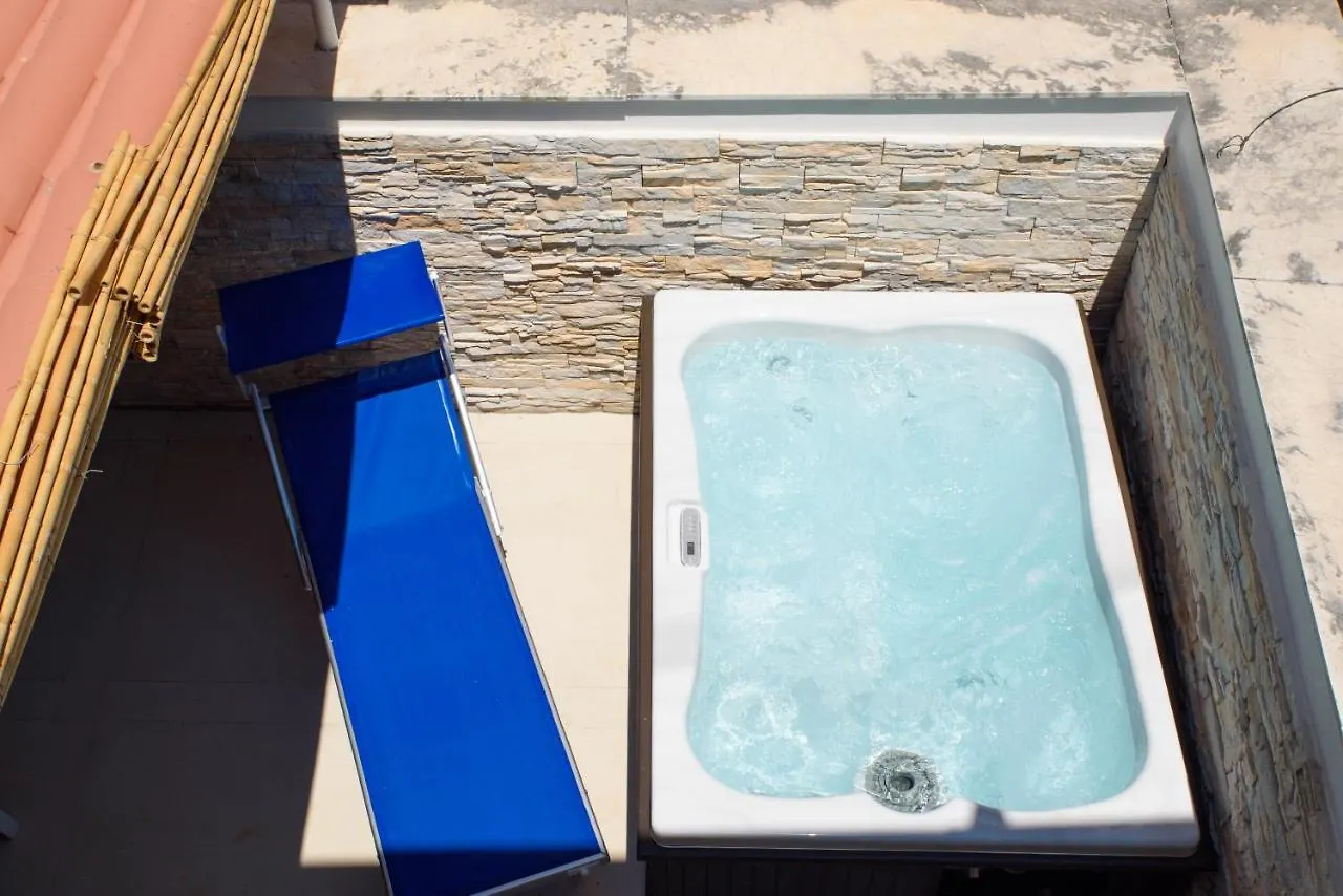 Amalfi Suite Boutique Hotel (Adults Only) 3*,