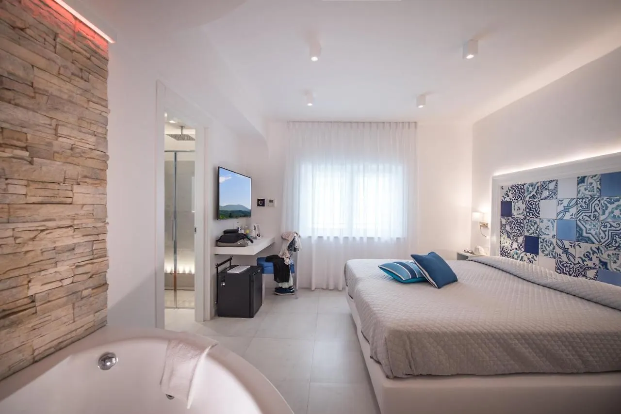 Amalfi Suite Boutique Hotel (Adults Only)